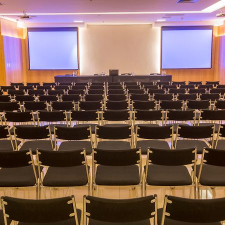 Cullinan Hplus Premium Brasilia Exterior foto Auditorium