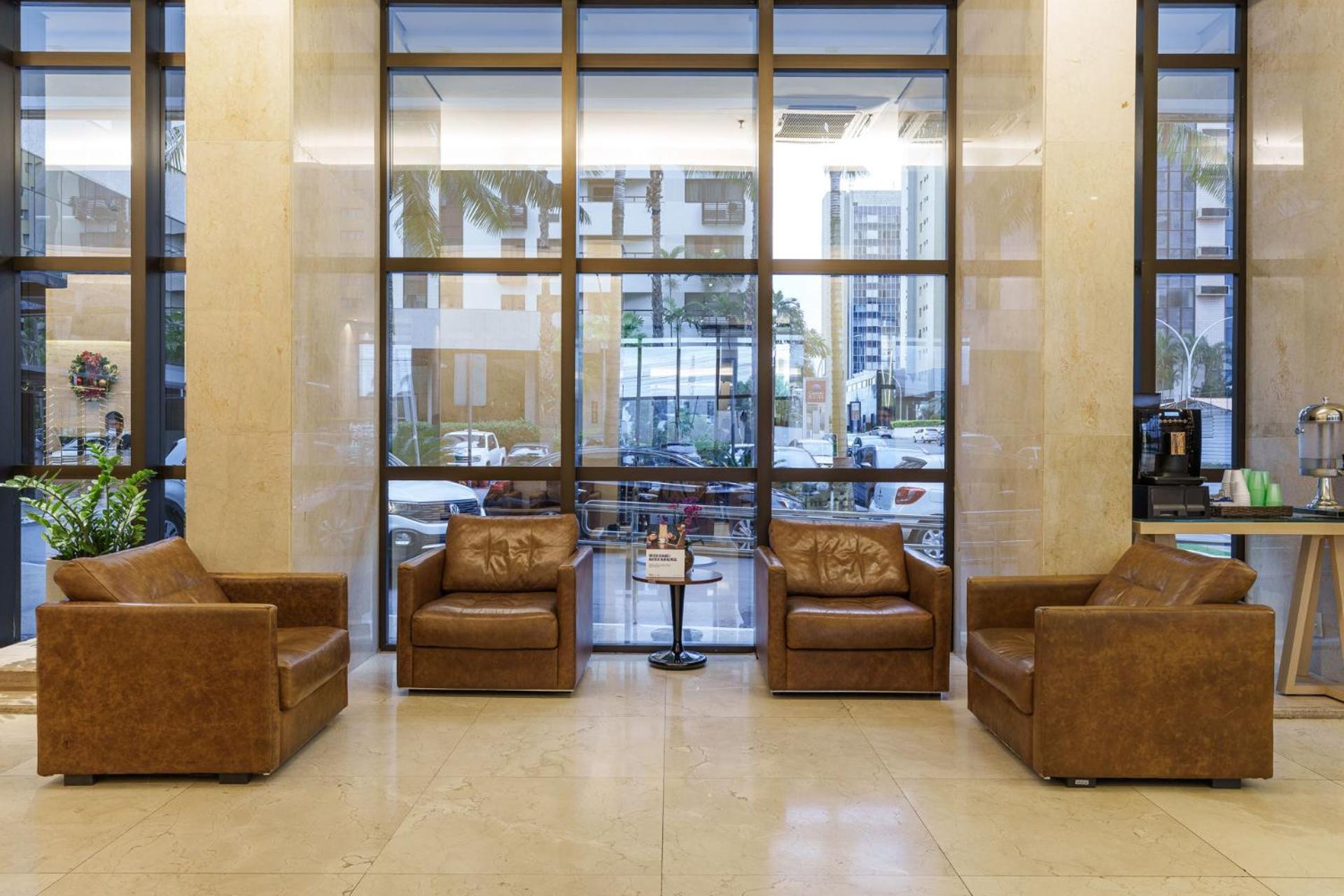 Cullinan Hplus Premium Brasilia Exterior foto