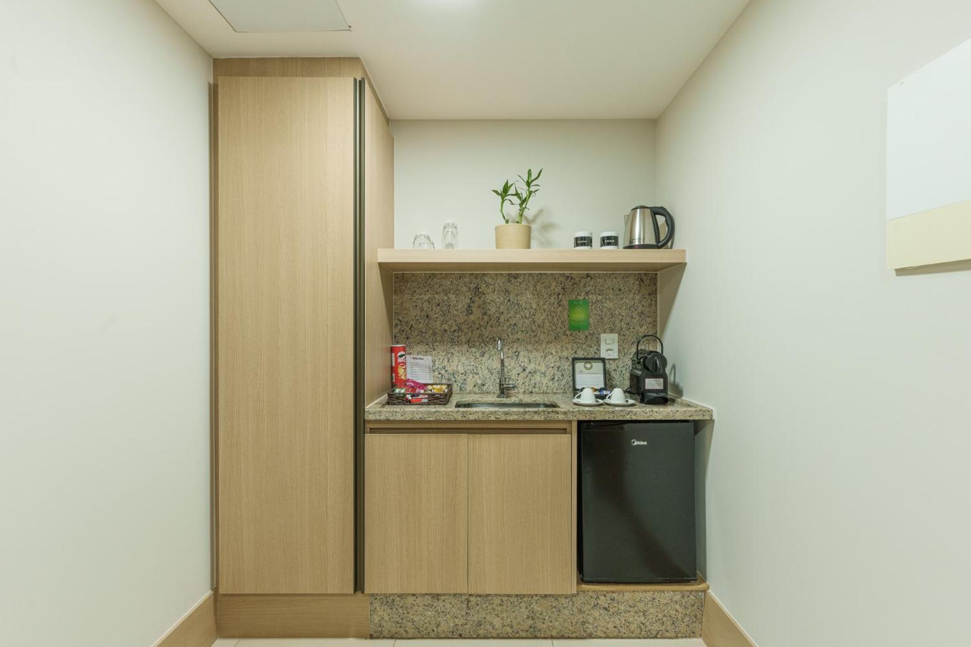Cullinan Hplus Premium Brasilia Cameră foto