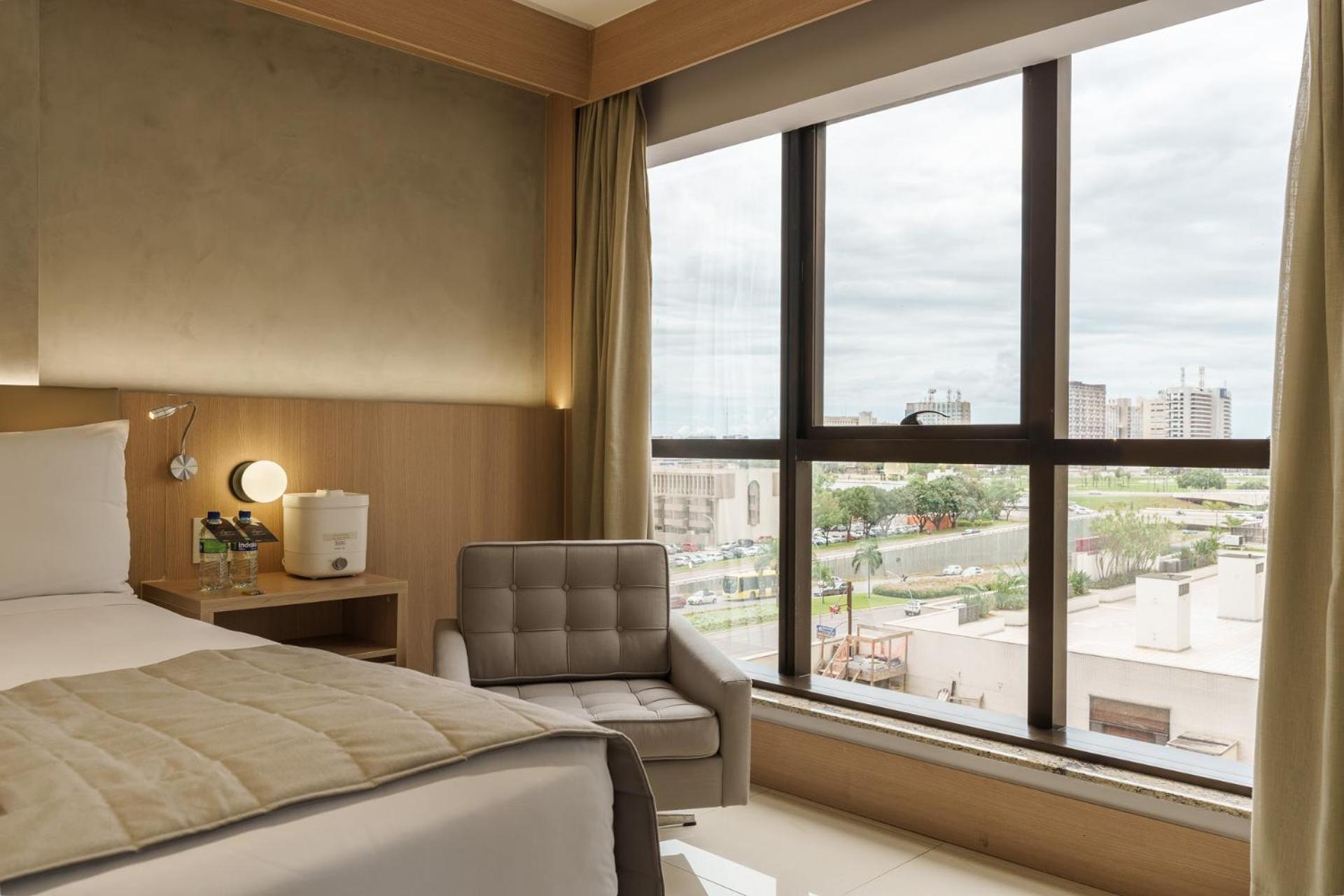 Cullinan Hplus Premium Brasilia Cameră foto