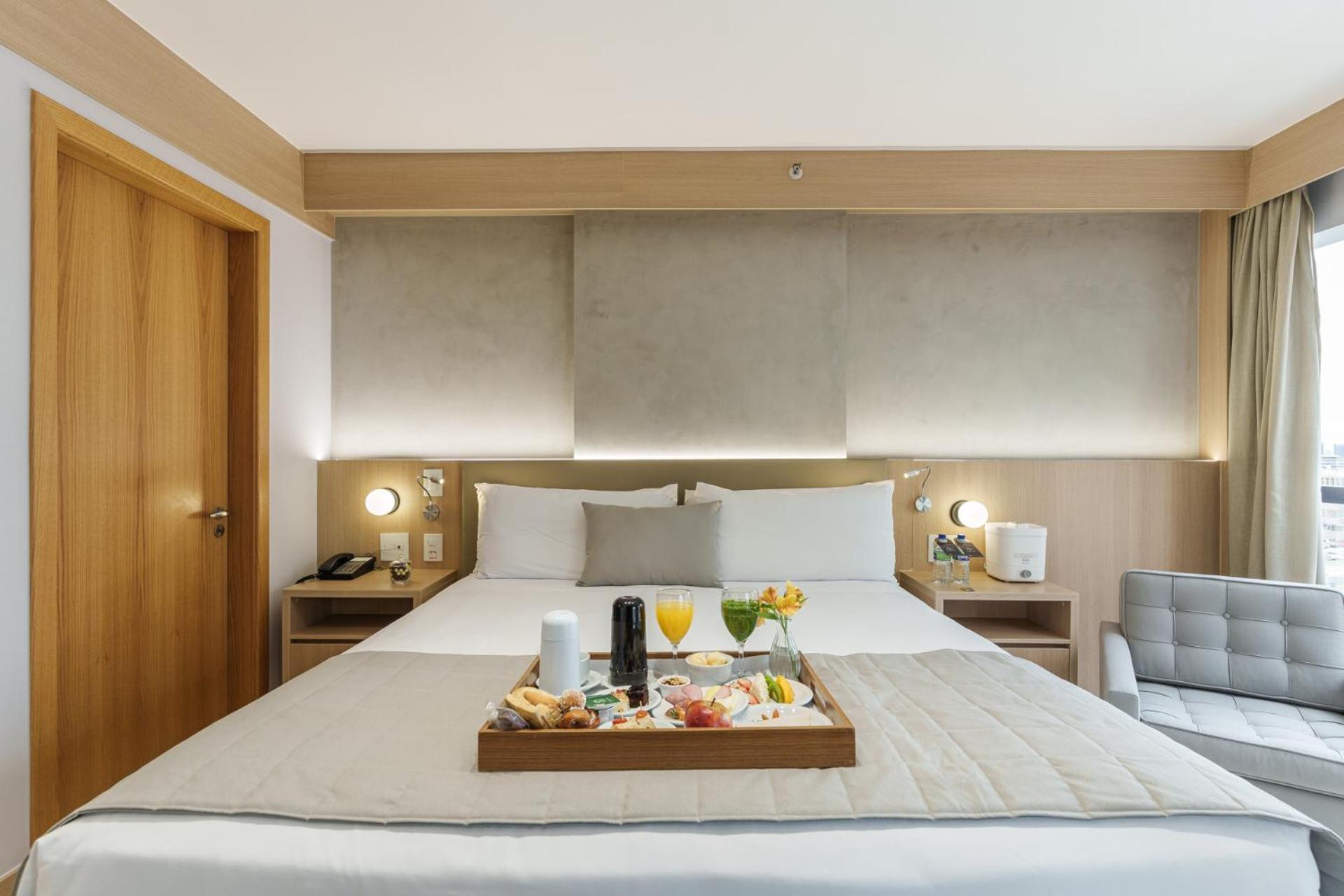 Cullinan Hplus Premium Brasilia Cameră foto